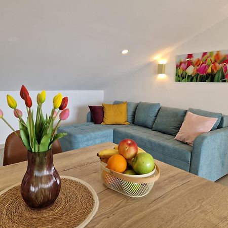 Haus Mit Meerblick Lopar Eksteriør bilde