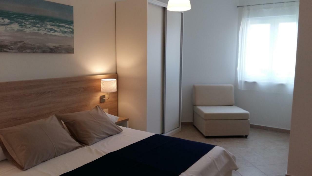 Haus Mit Meerblick Lopar Eksteriør bilde